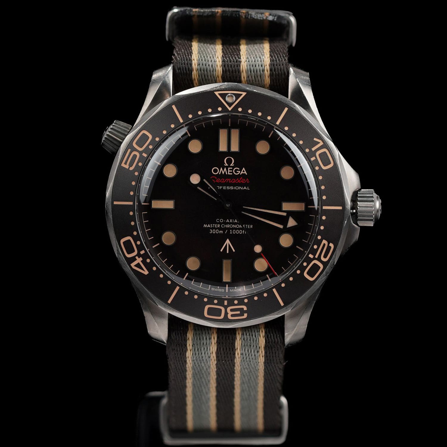 Omega Seamaster Diver 300 007 Edition on NATO Strap 210.92.42.20.01.001